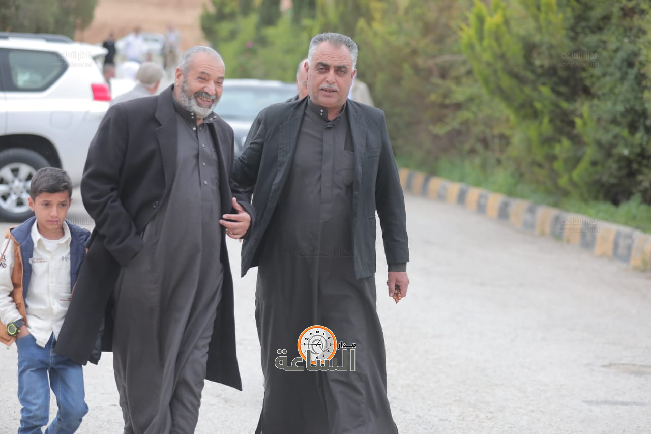 Madar Al-Saa Images 0.55508088200822