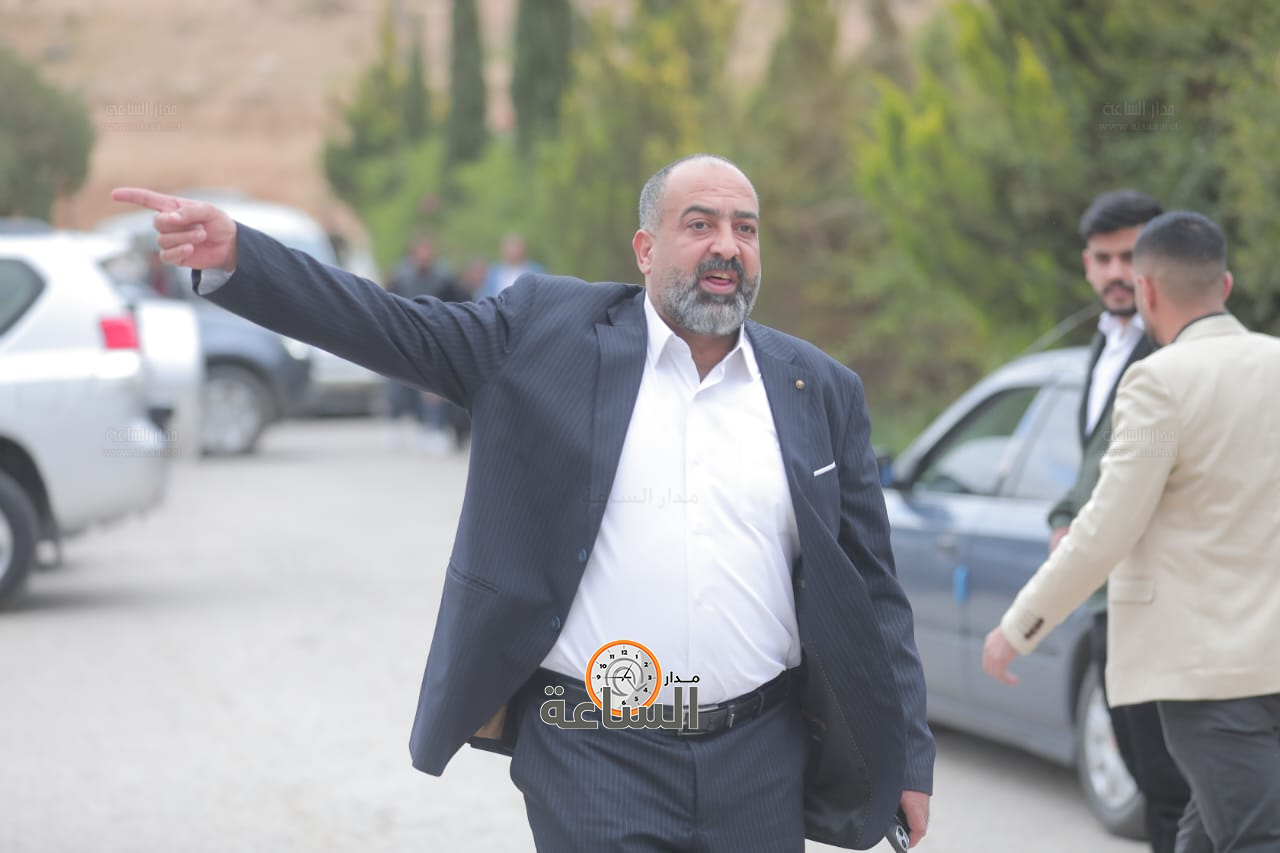 Madar Al-Saa Images 0.4853381445840659