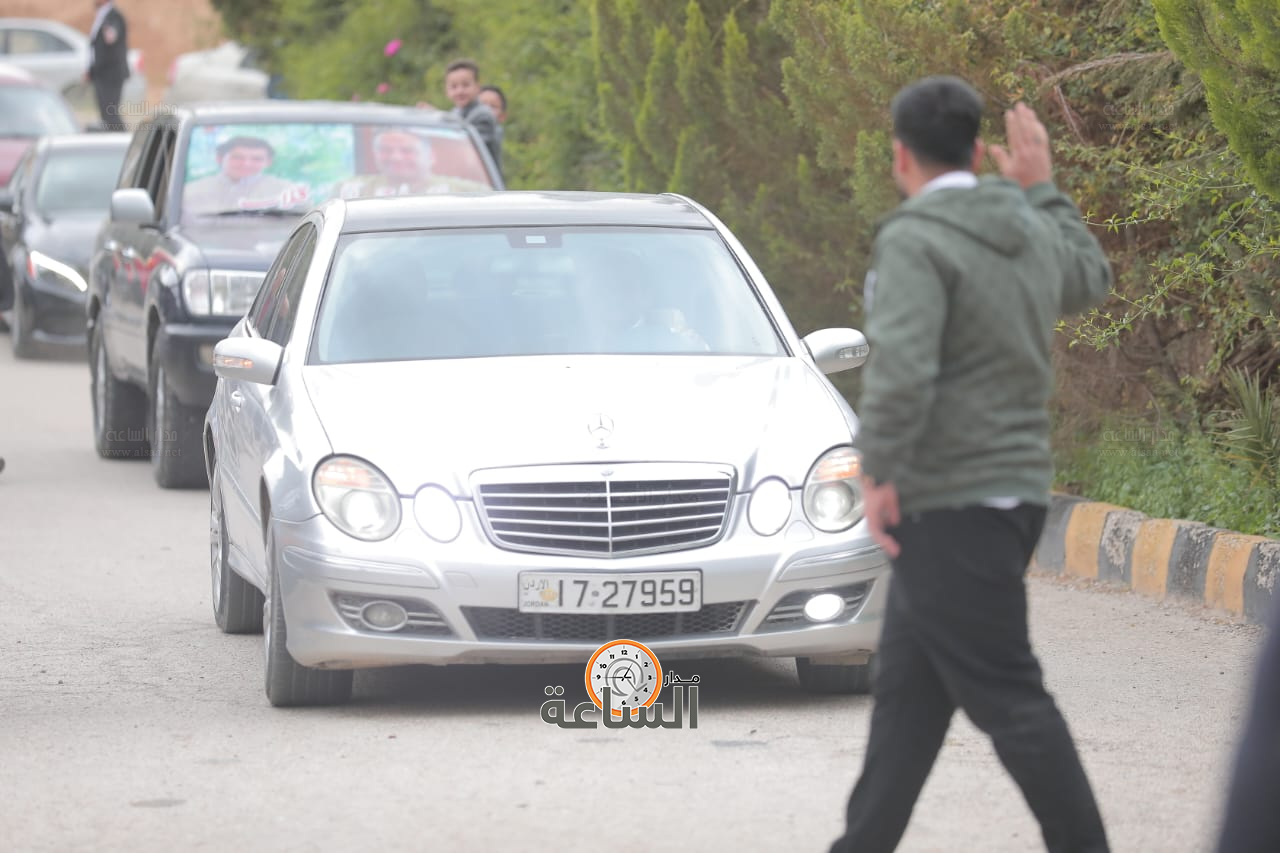 Madar Al-Saa Images 0.8993667294371469