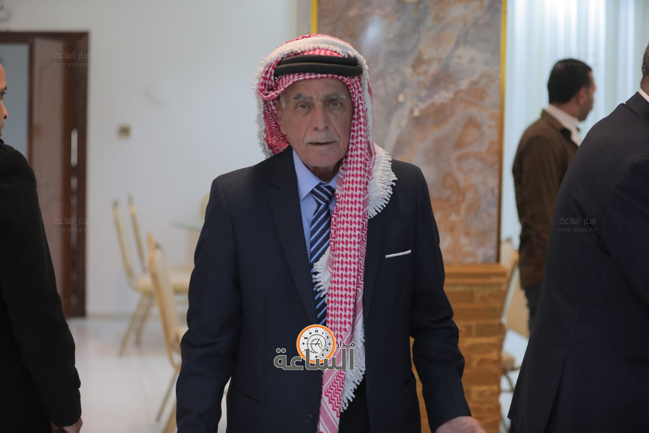 Madar Al-Saa Images 0.7378688361082432