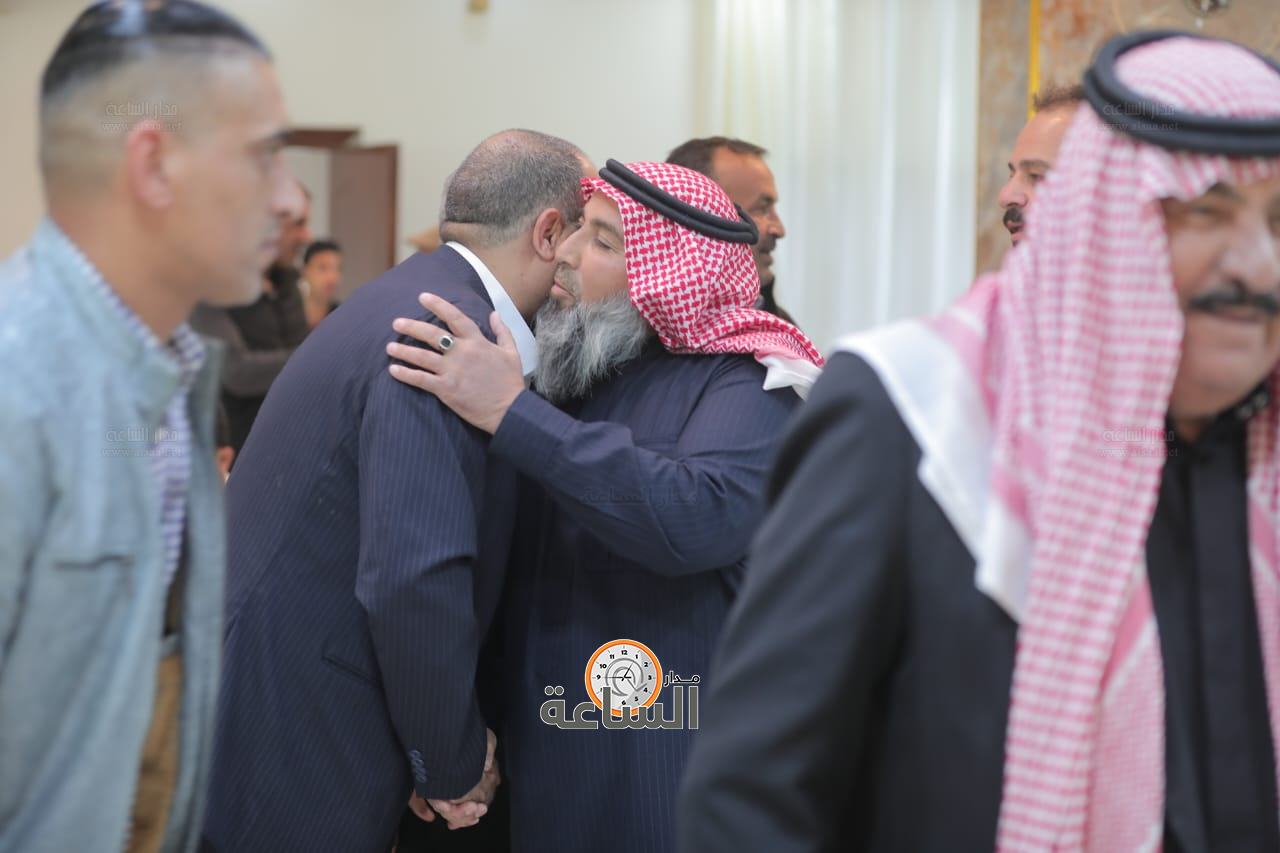 Madar Al-Saa Images 0.16705641839507024