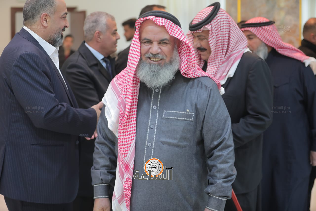 Madar Al-Saa Images 0.43105159475872645