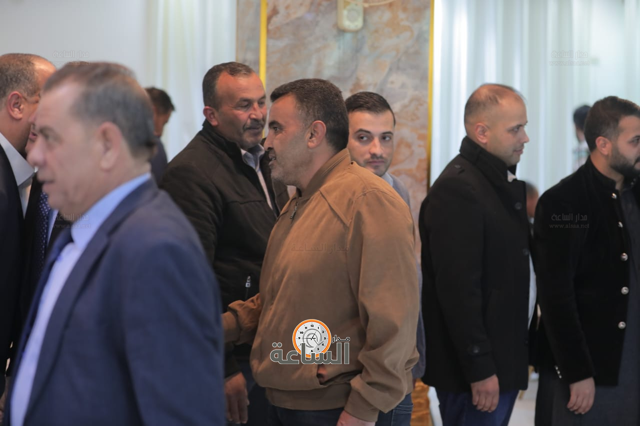 Madar Al-Saa Images 0.42727256947681447