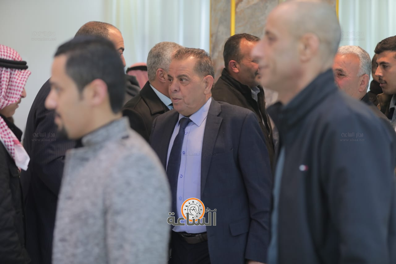 Madar Al-Saa Images 0.906857103818476