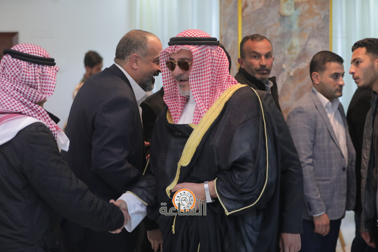 Madar Al-Saa Images 0.38418925487128