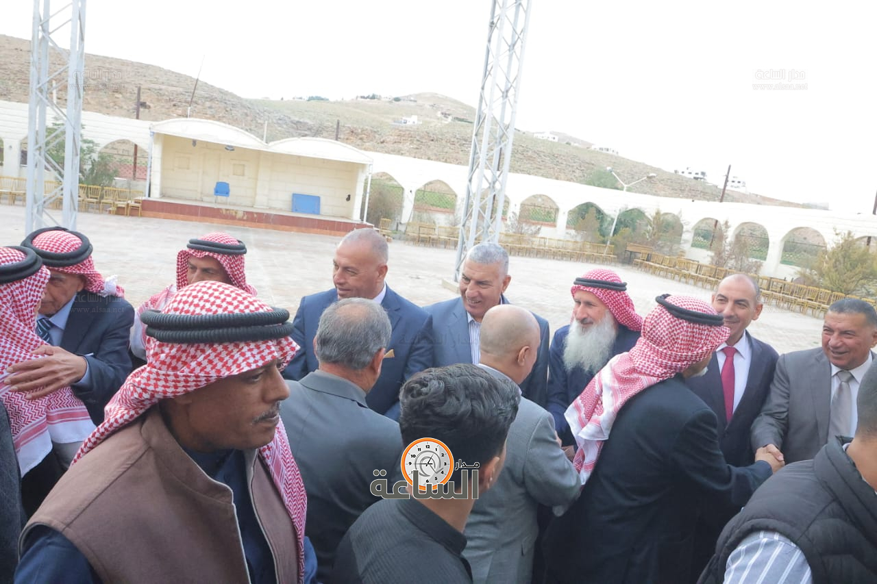 Madar Al-Saa Images 0.9147935802495322