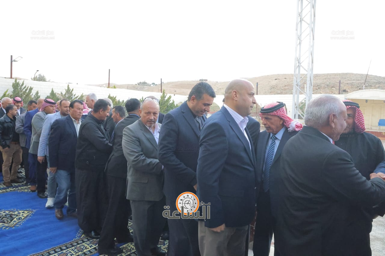 Madar Al-Saa Images 0.043914022495215144