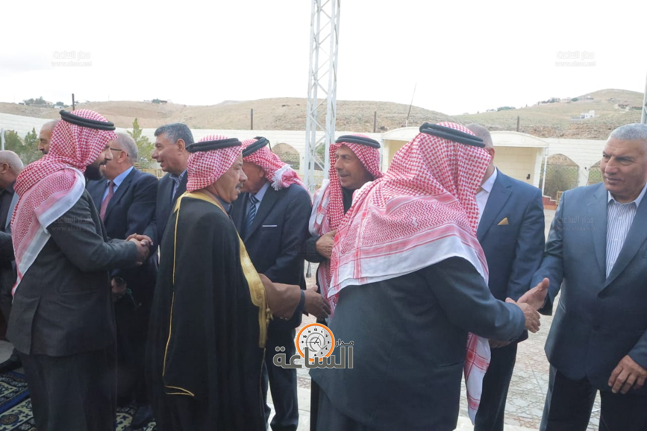 Madar Al-Saa Images 0.5933927394302764