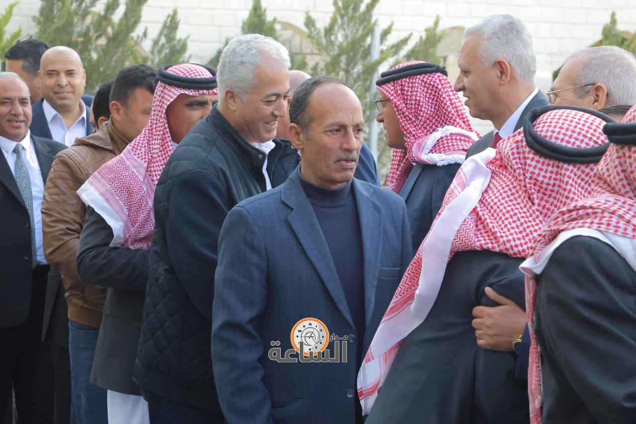 Madar Al-Saa Images 0.3910782018490856