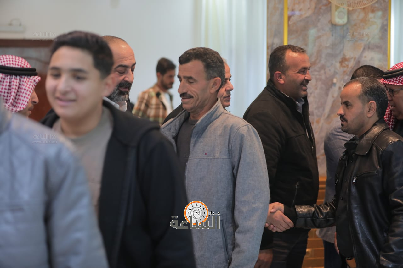 Madar Al-Saa Images 0.3742839743632932