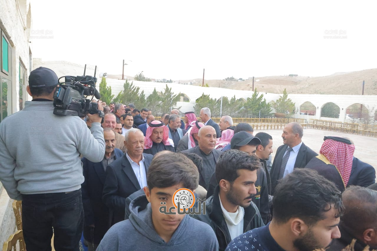 Madar Al-Saa Images 0.19218353380865127