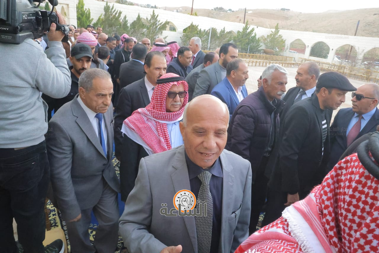 Madar Al-Saa Images 0.9702063265669347