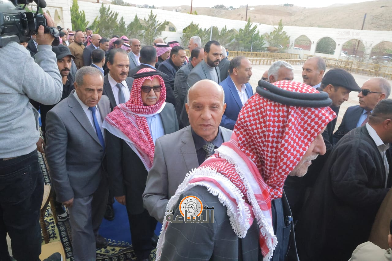 Madar Al-Saa Images 0.370880711976048