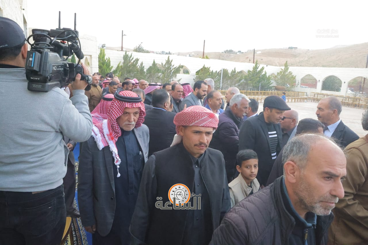 Madar Al-Saa Images 0.5573613604761799