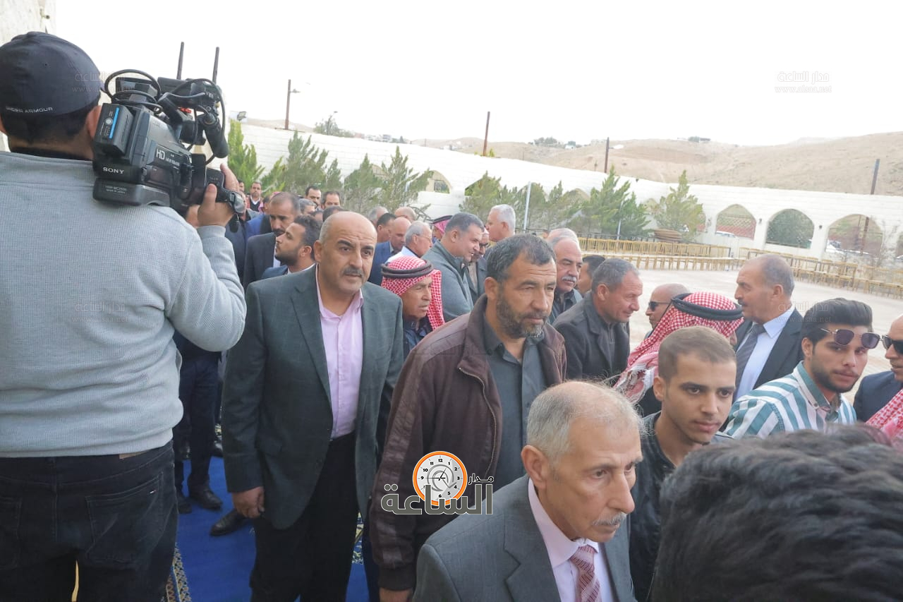 Madar Al-Saa Images 0.6585282363942598