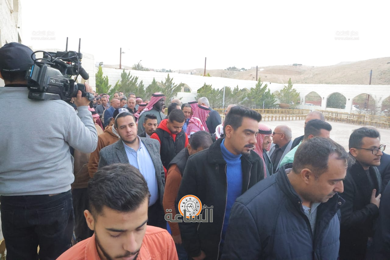 Madar Al-Saa Images 0.2781919787950319