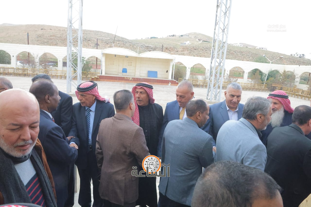 Madar Al-Saa Images 0.8402648830978032