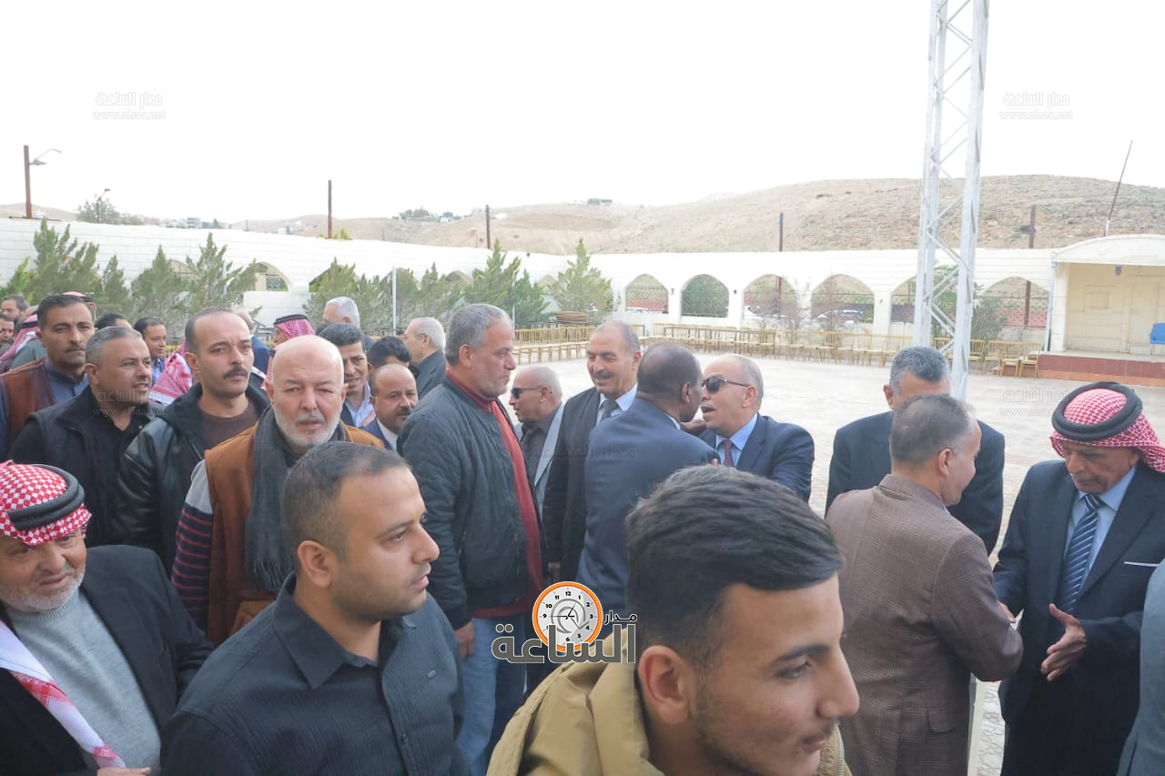 Madar Al-Saa Images 0.7922456928287016