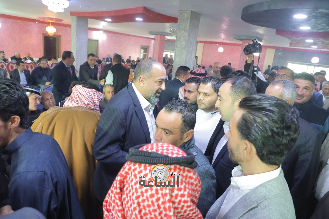 Madar Al-Saa Images 0.9054769385244698