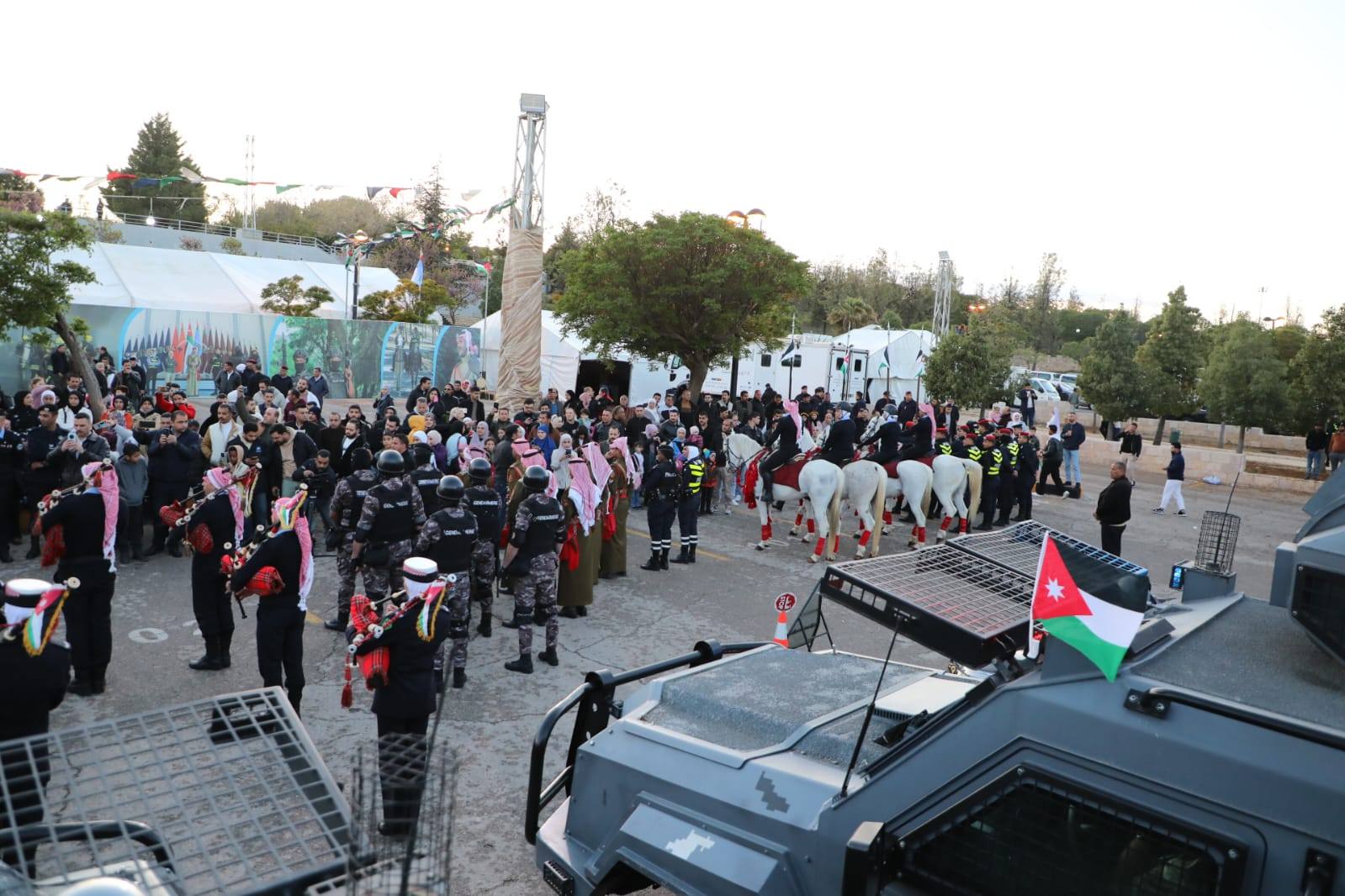 Madar Al-Saa Images 0.6687796008926373