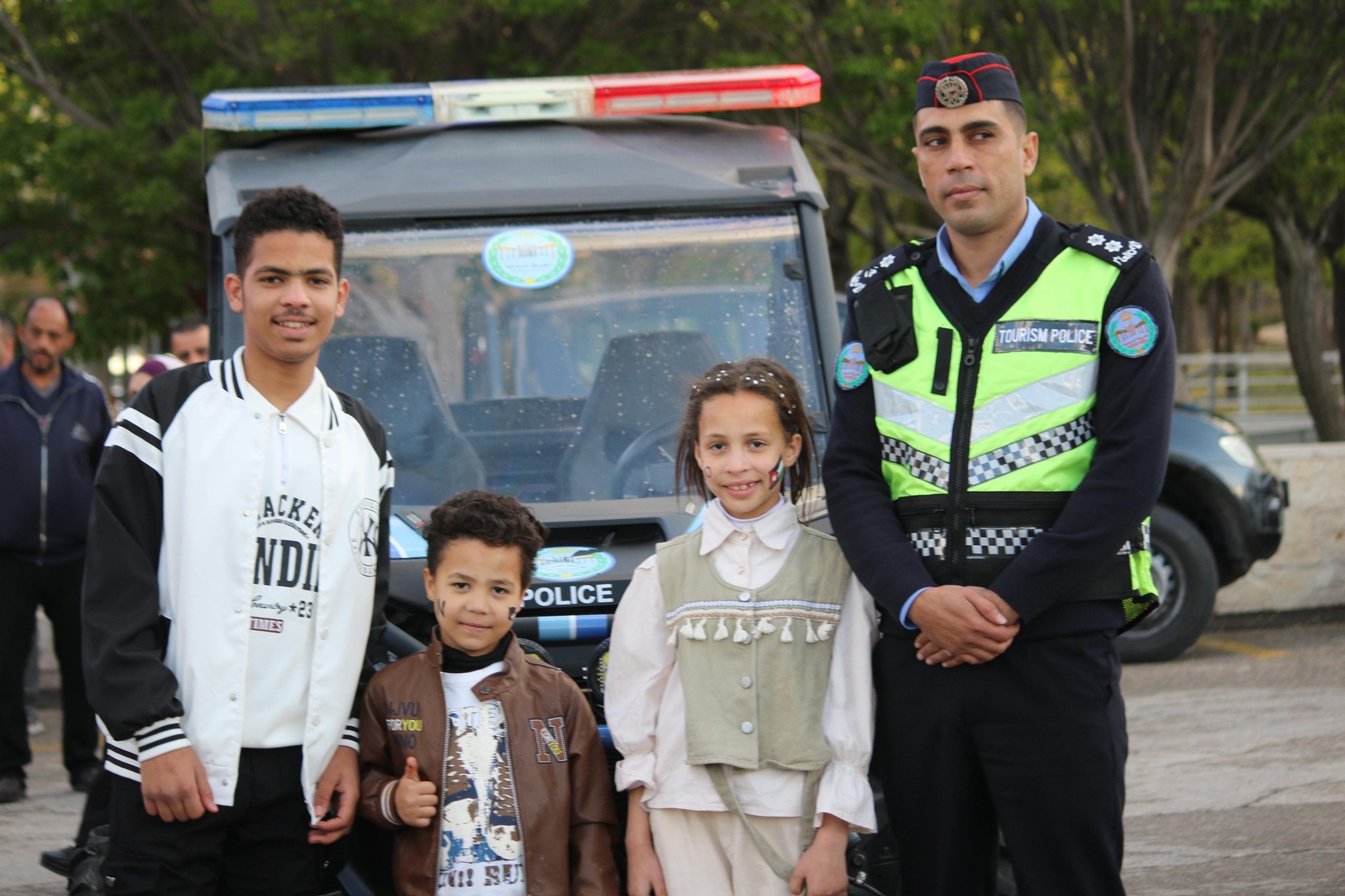 Madar Al-Saa Images 0.847474348897125