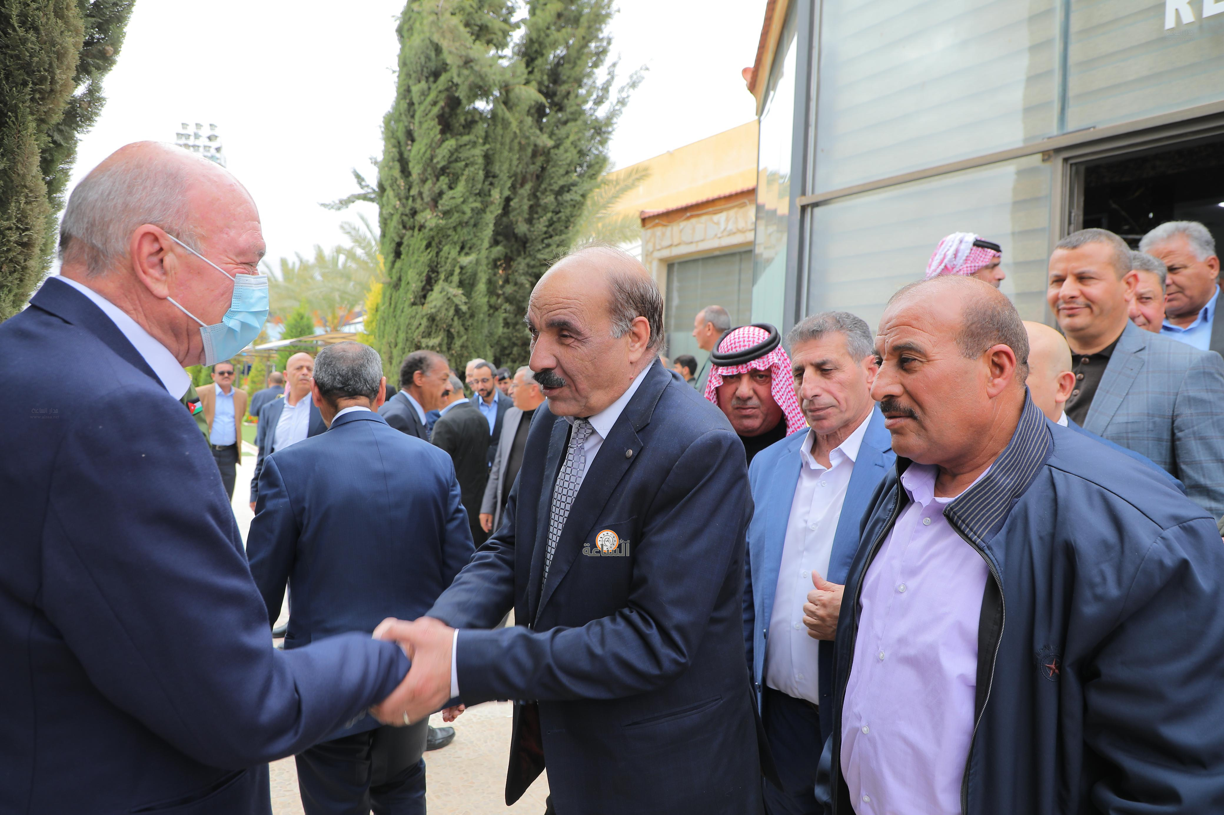 Madar Al-Saa Images 0.24792330173671273