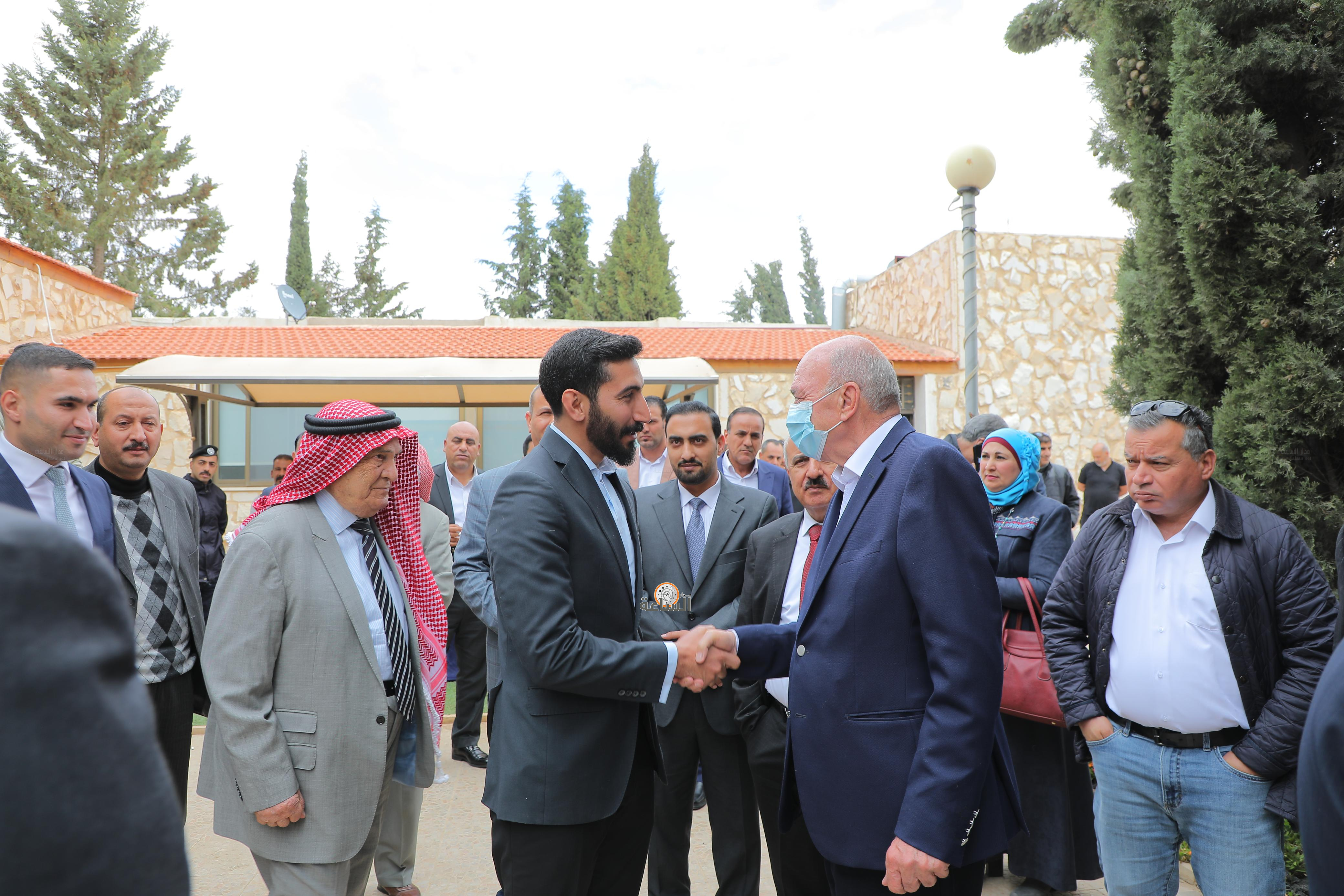 Madar Al-Saa Images 0.6440047588007456