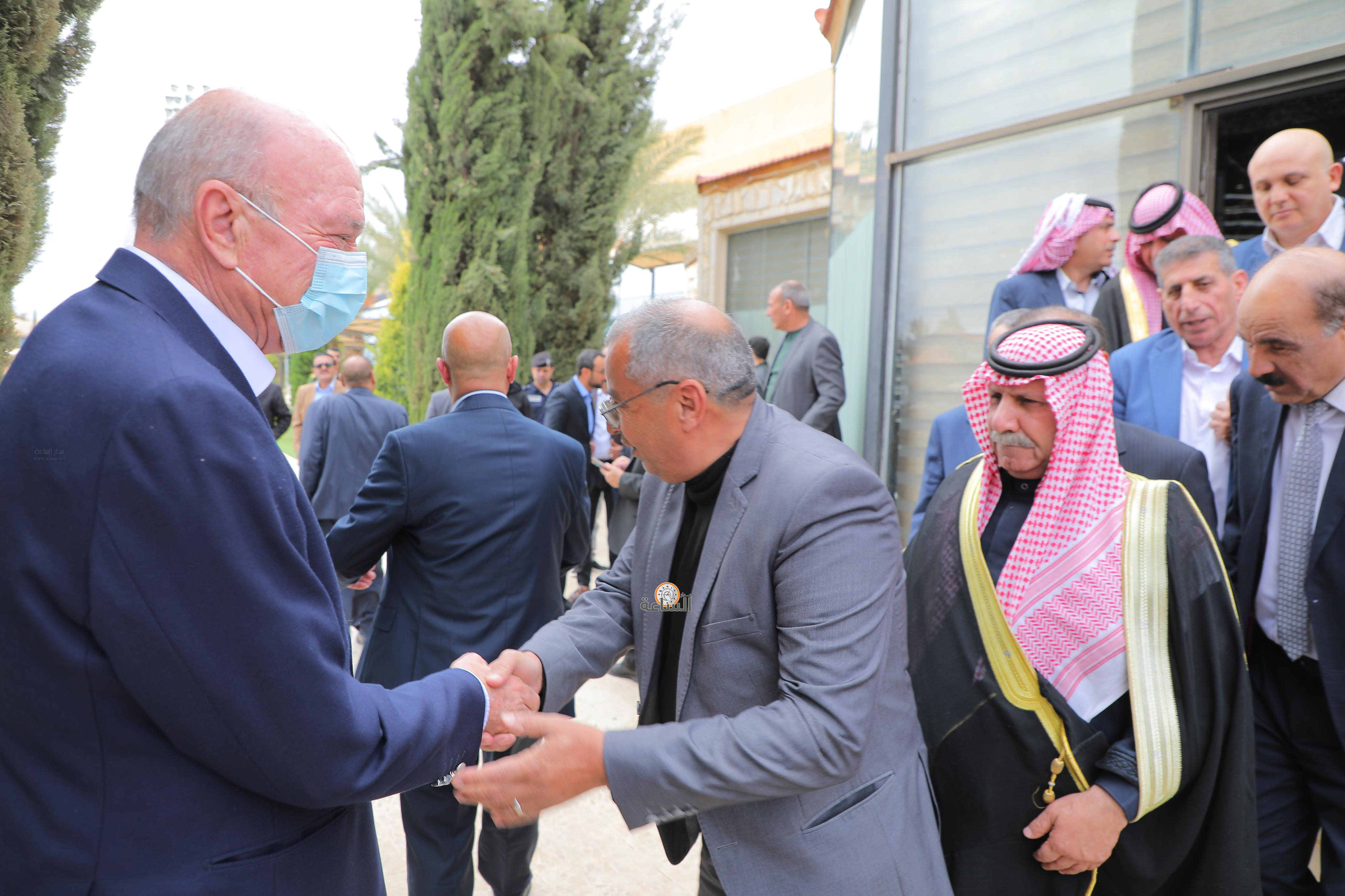 Madar Al-Saa Images 0.028450228075976414