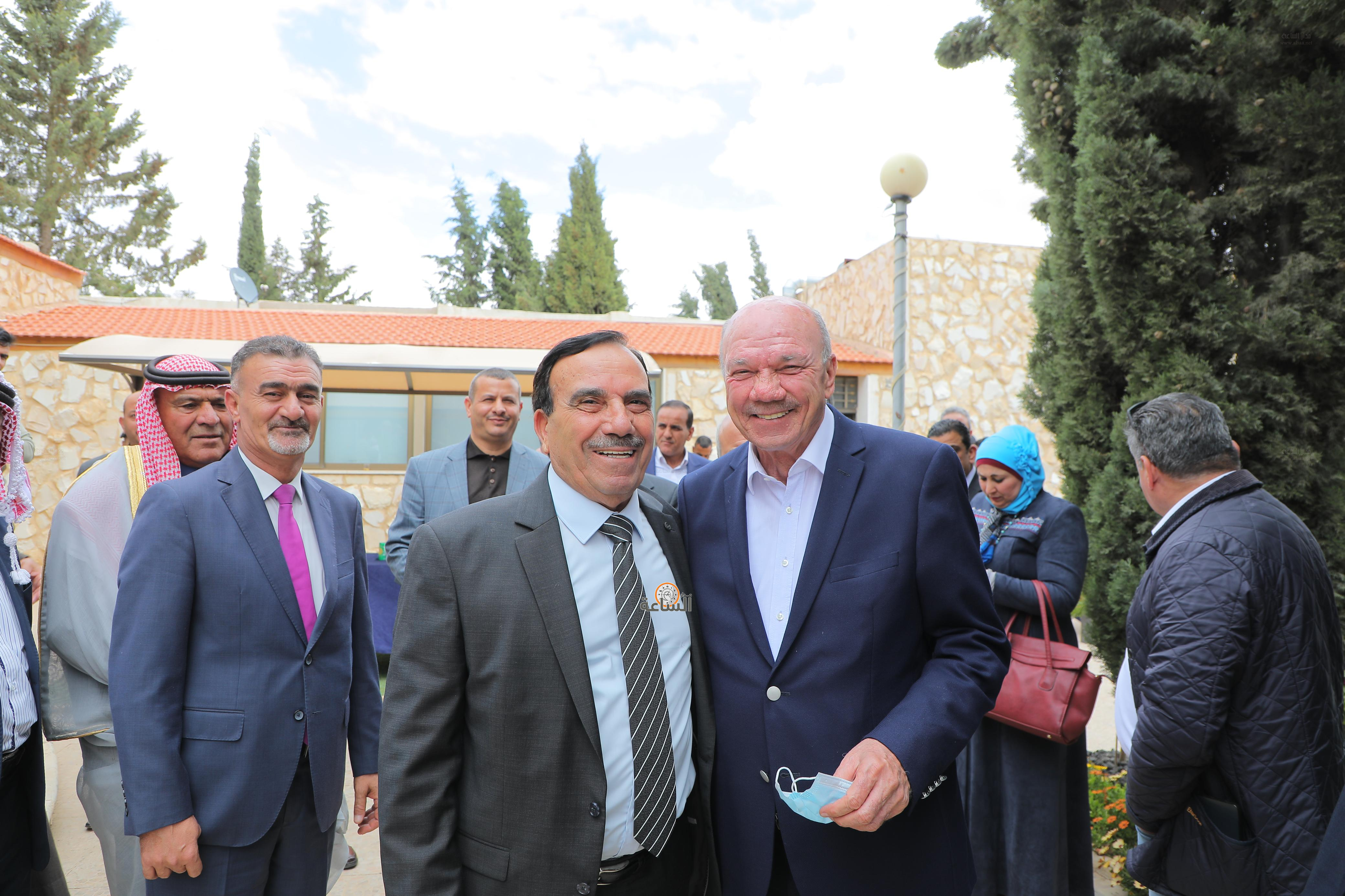 Madar Al-Saa Images 0.28630241083578045