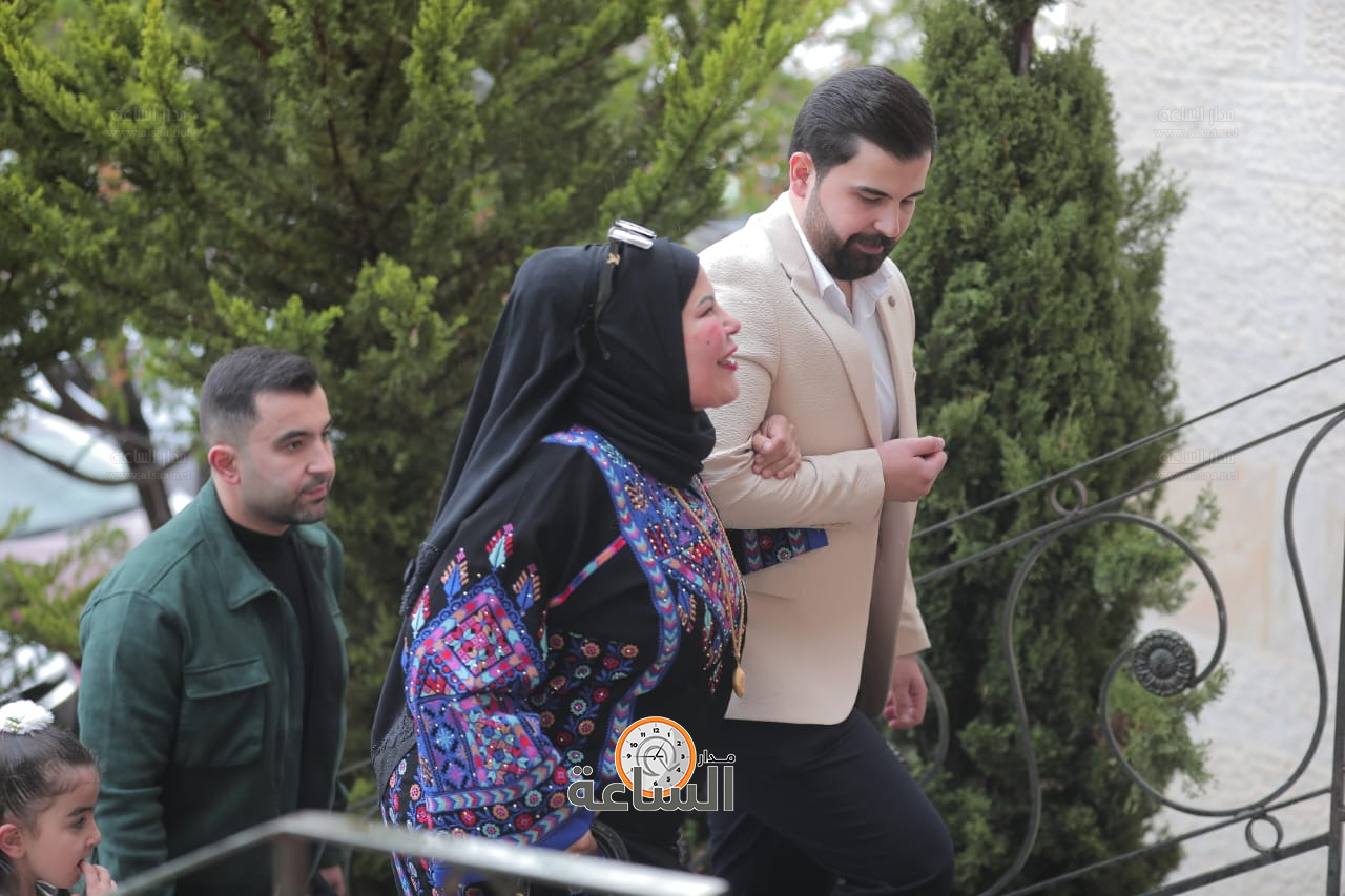 Madar Al-Saa Images 0.6748622761324786