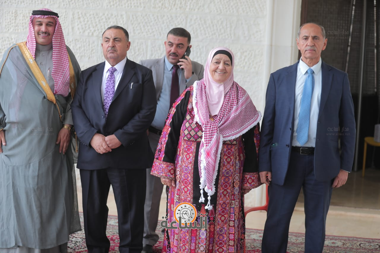 Madar Al-Saa Images 0.6613758781574667