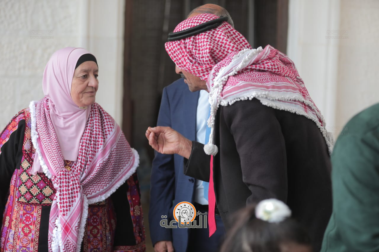 Madar Al-Saa Images 0.39001399450021