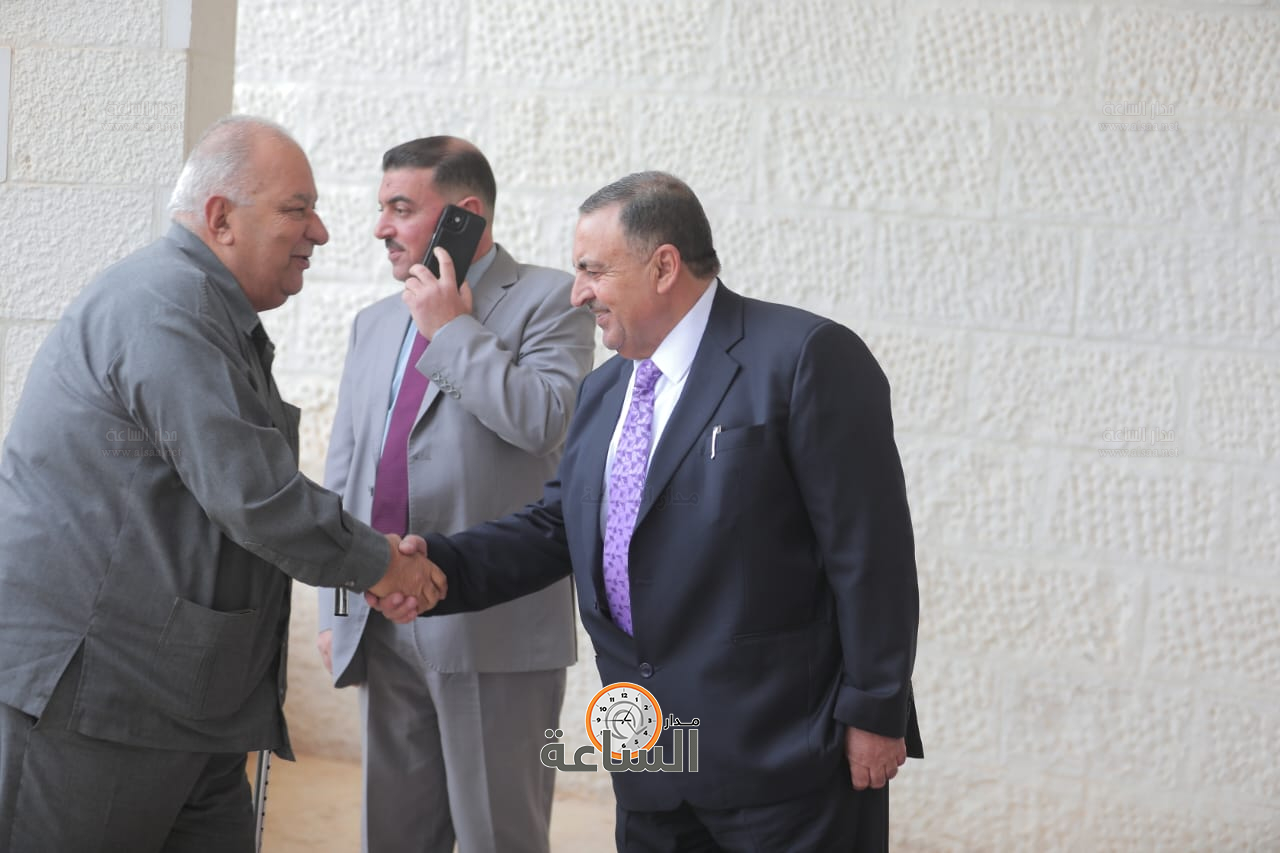 Madar Al-Saa Images 0.7919103424369336