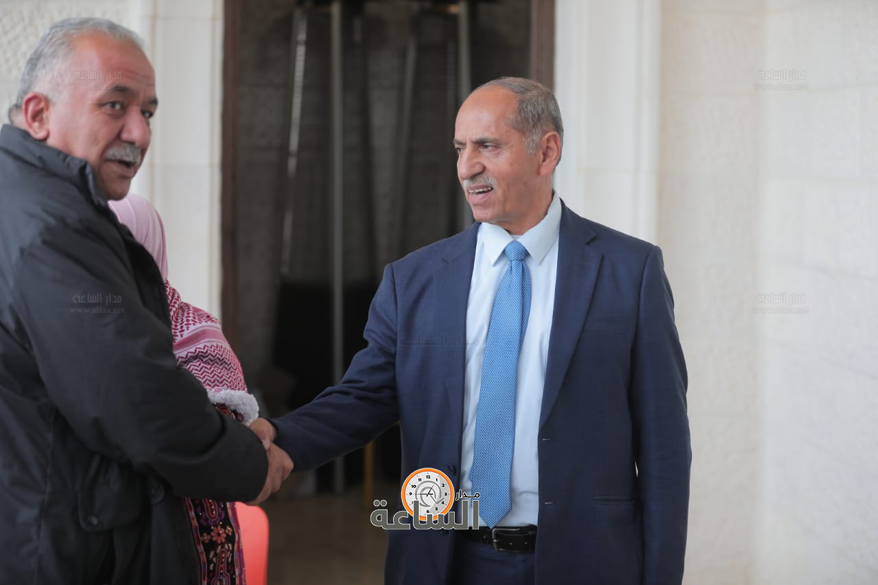 Madar Al-Saa Images 0.8346452033113765