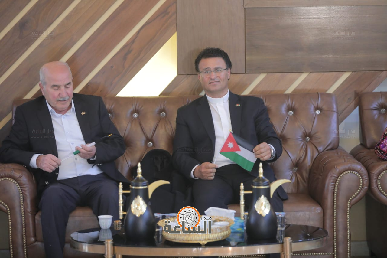 Madar Al-Saa Images 0.1815612000675999