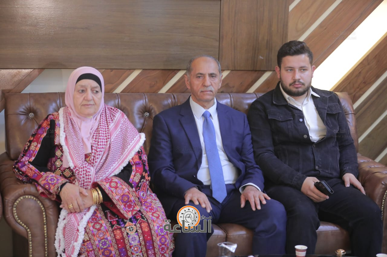 Madar Al-Saa Images 0.5720460908189555