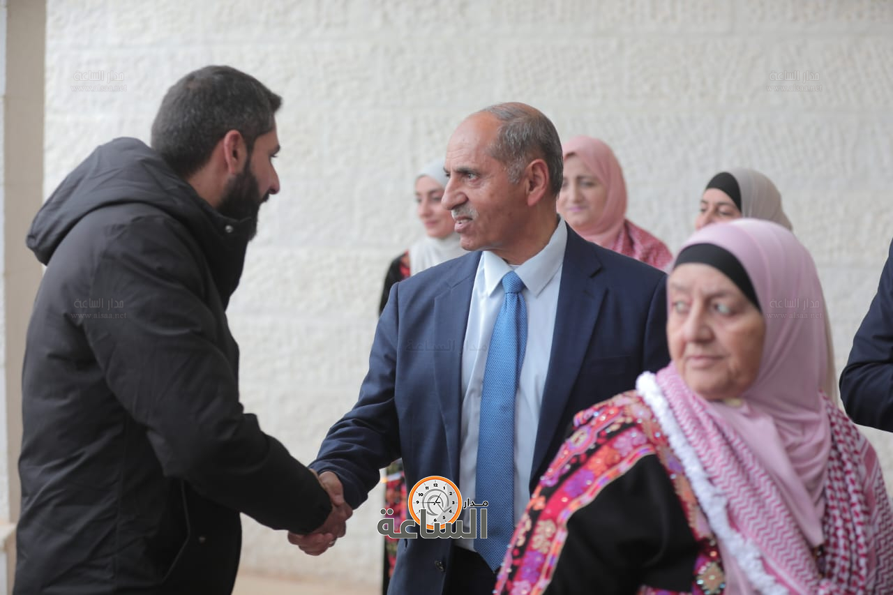 Madar Al-Saa Images 0.5495095873213569