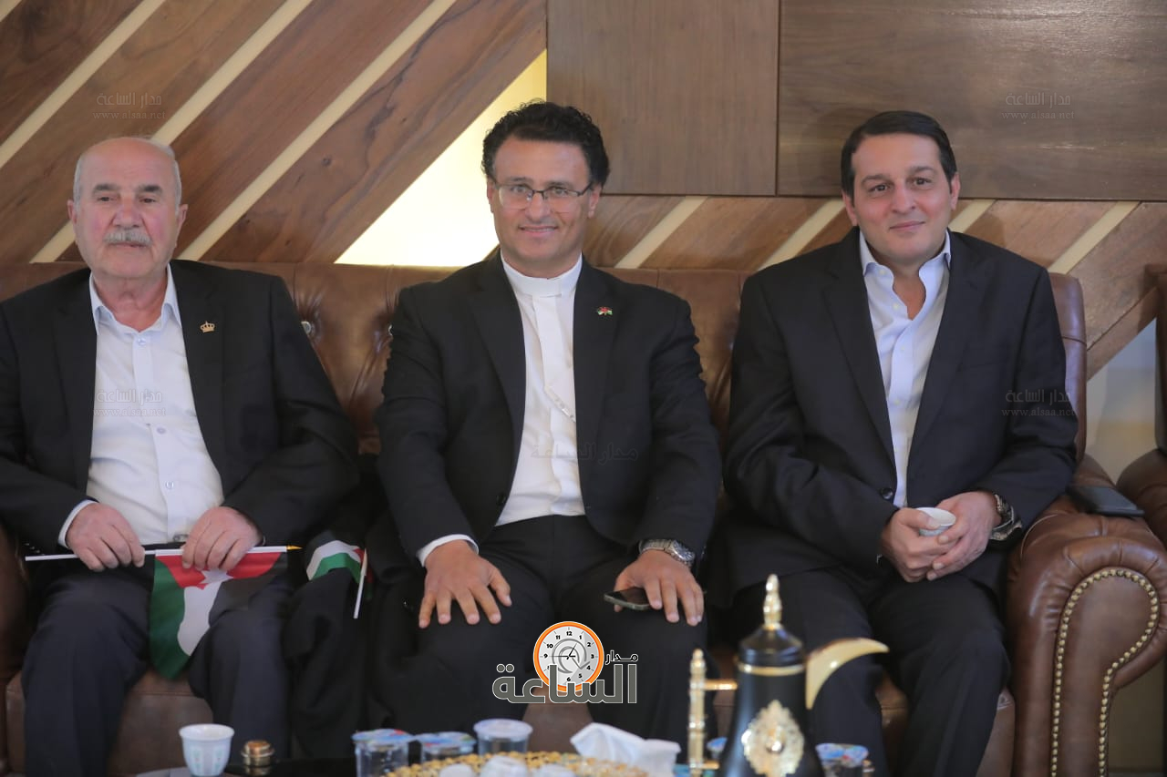 Madar Al-Saa Images 0.915267956428575