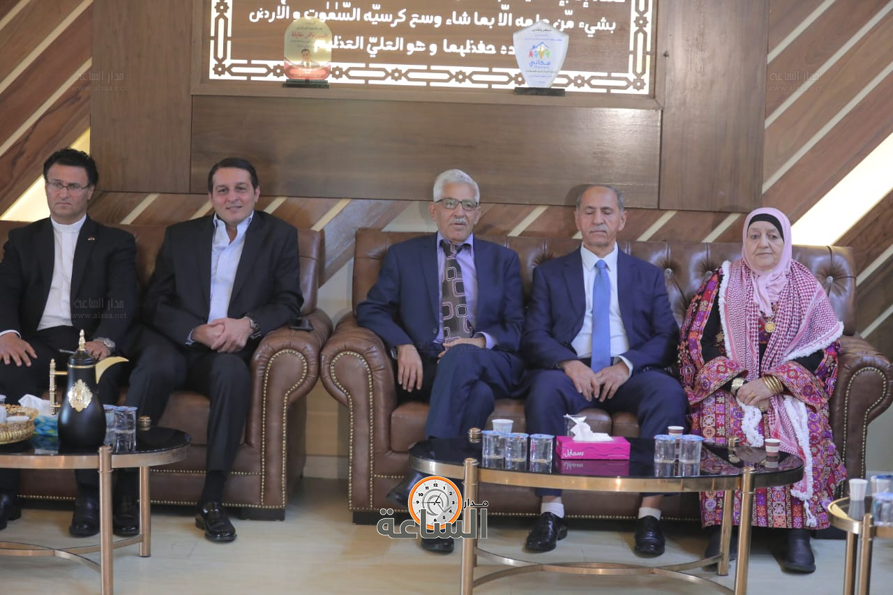 Madar Al-Saa Images 0.11358392173055376