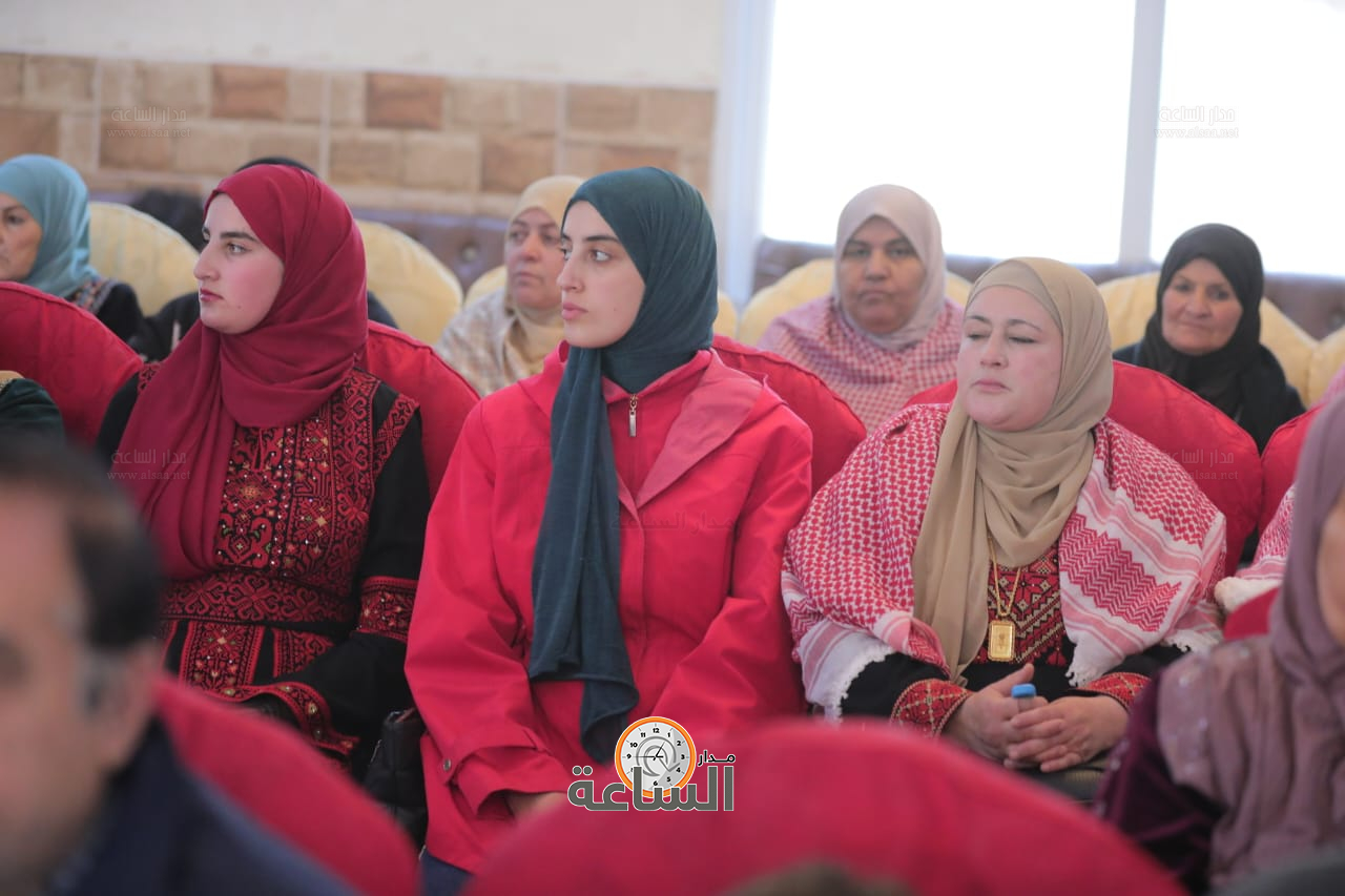 Madar Al-Saa Images 0.9800806240224929