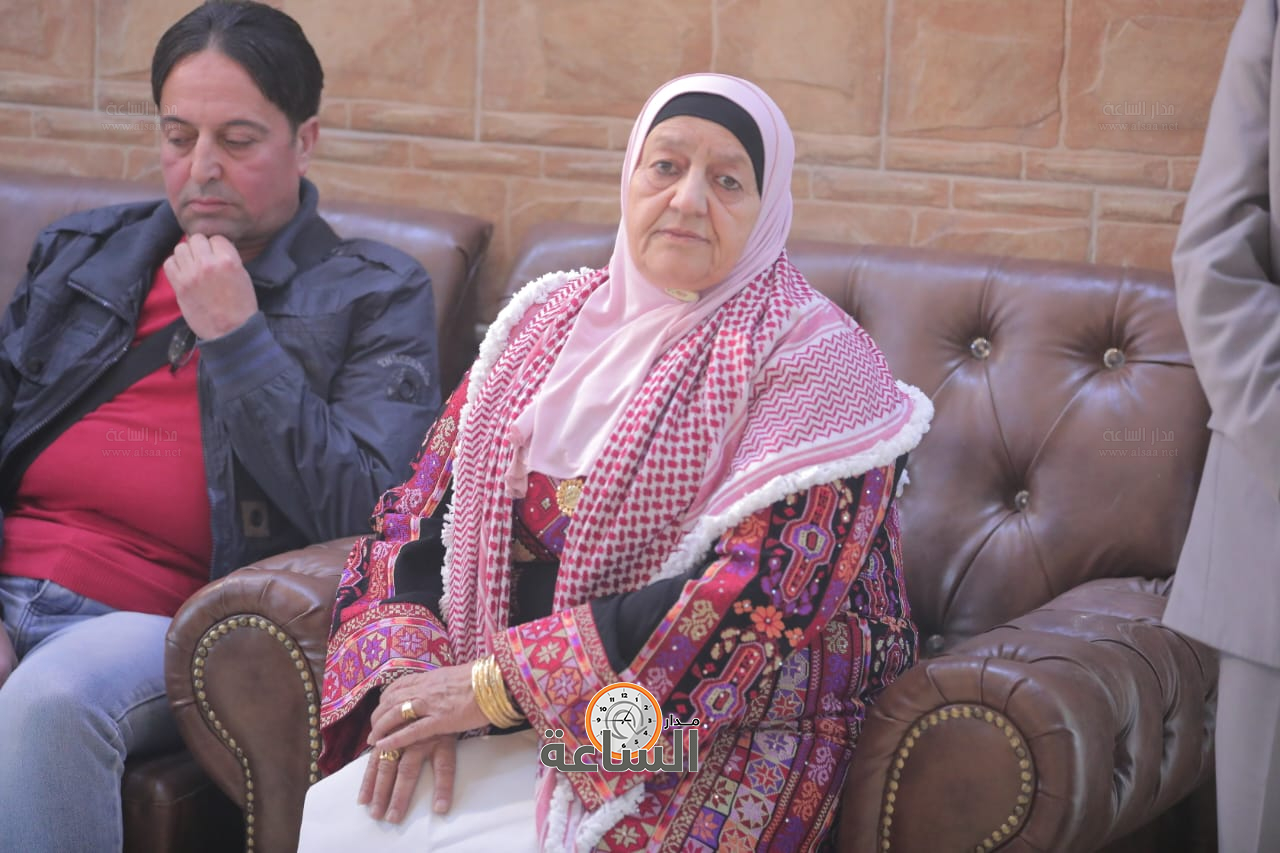 Madar Al-Saa Images 0.003723399687825535