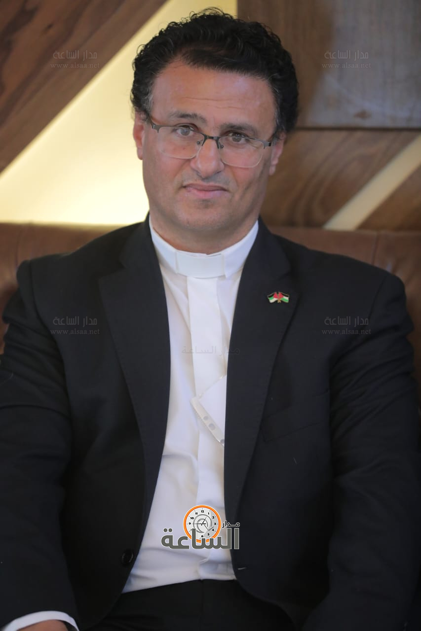 Madar Al-Saa Images 0.06346851092122208