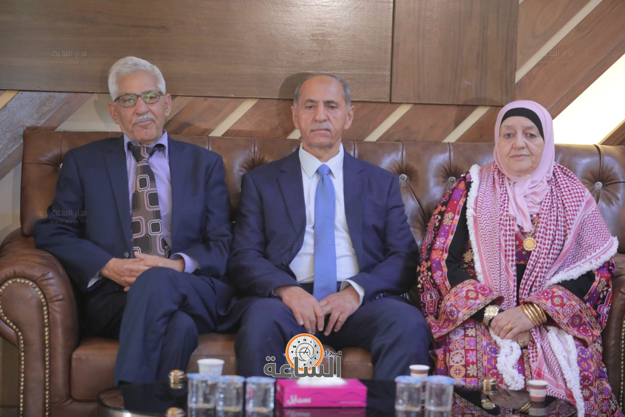 Madar Al-Saa Images 0.7357661647893988