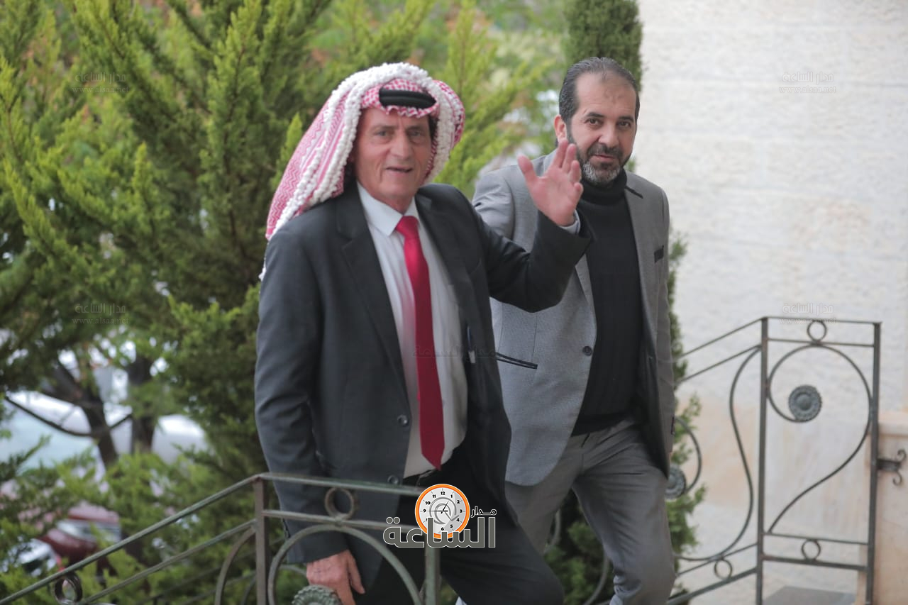 Madar Al-Saa Images 0.822830120029774