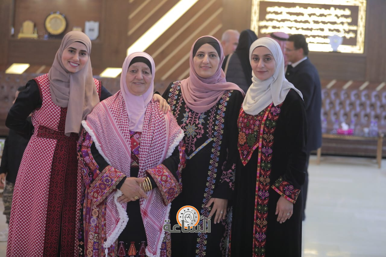 Madar Al-Saa Images 0.14725153092255128