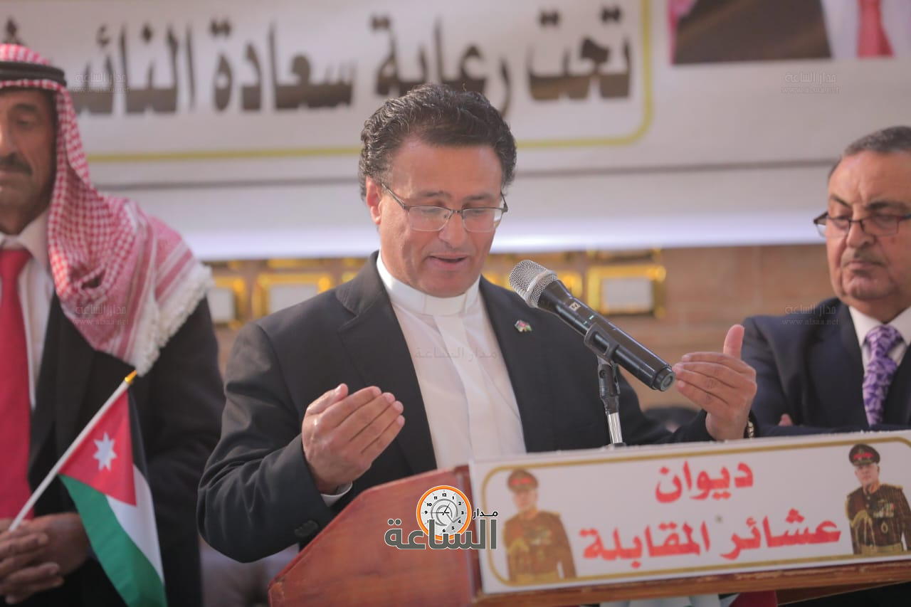 Madar Al-Saa Images 0.16428552559634446