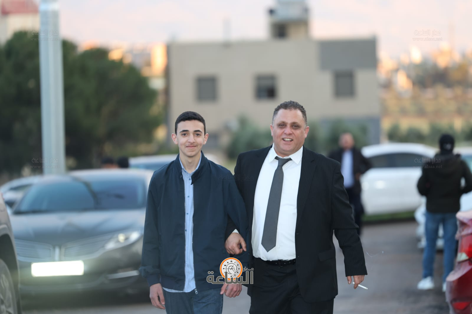 Madar Al-Saa Images 0.9002279783835399