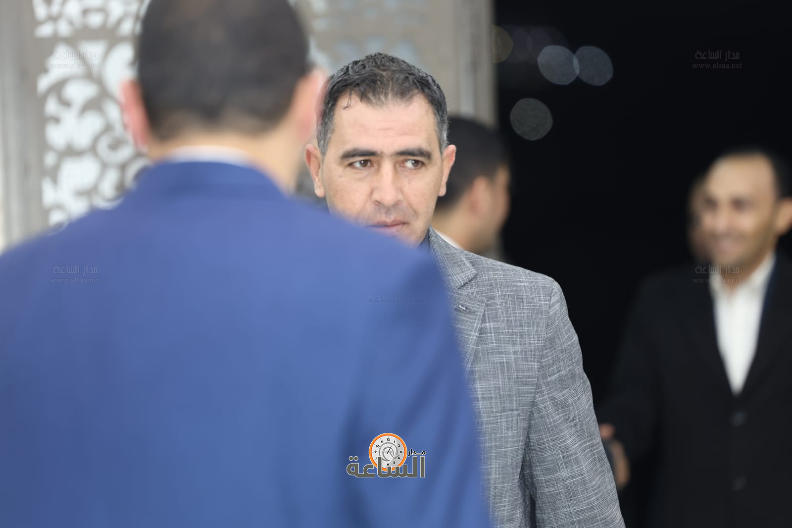 Madar Al-Saa Images 0.18810342476673303