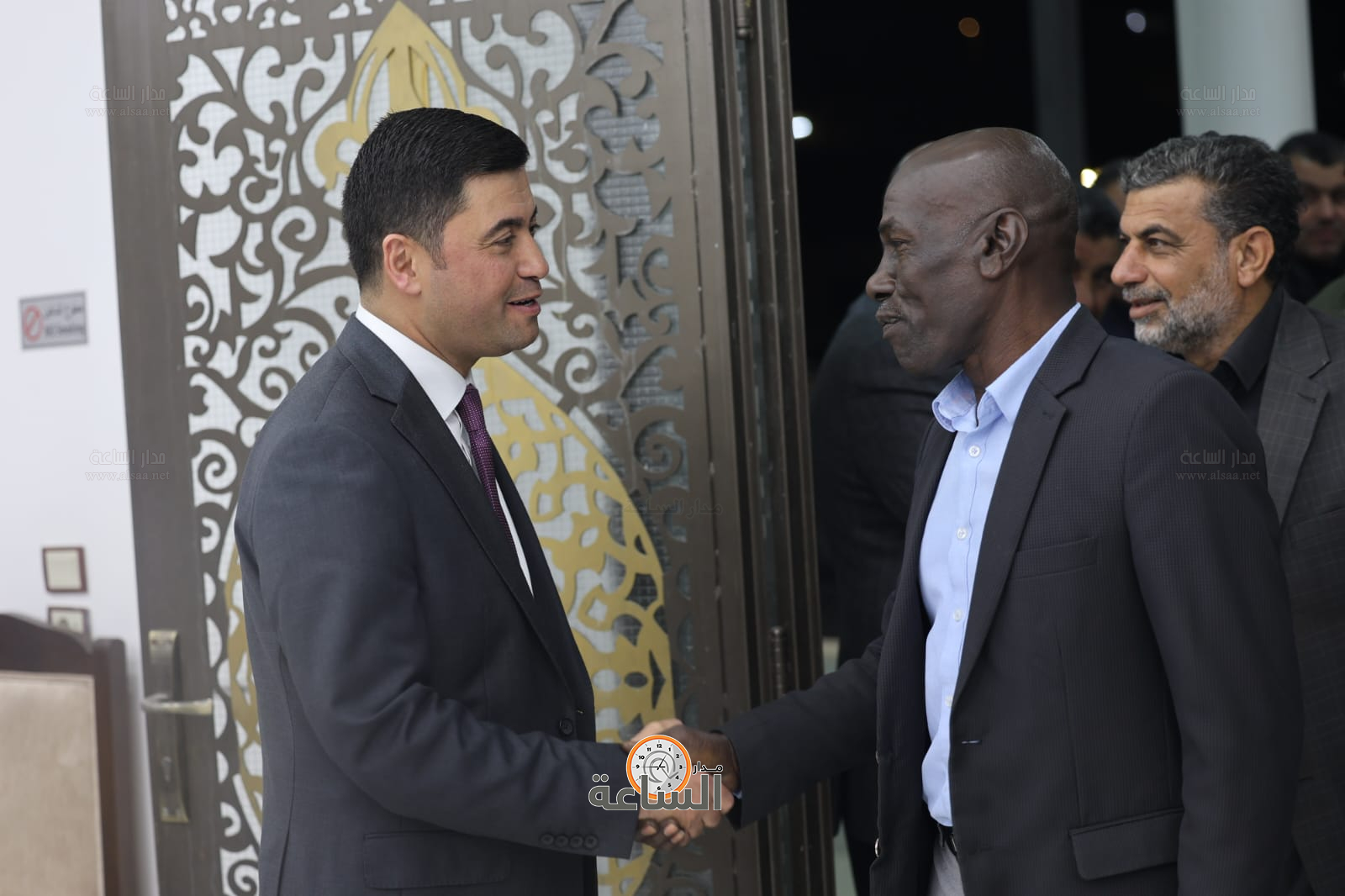 Madar Al-Saa Images 0.30575701511084363