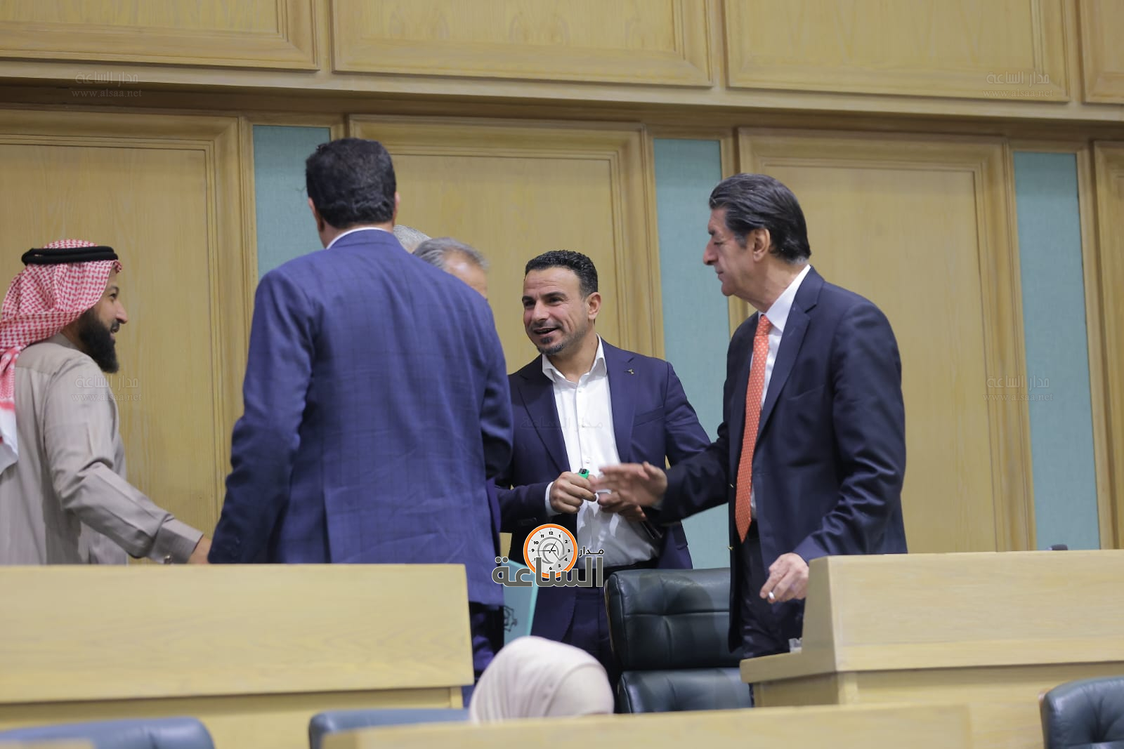 Madar Al-Saa Images 0.8196558996491428